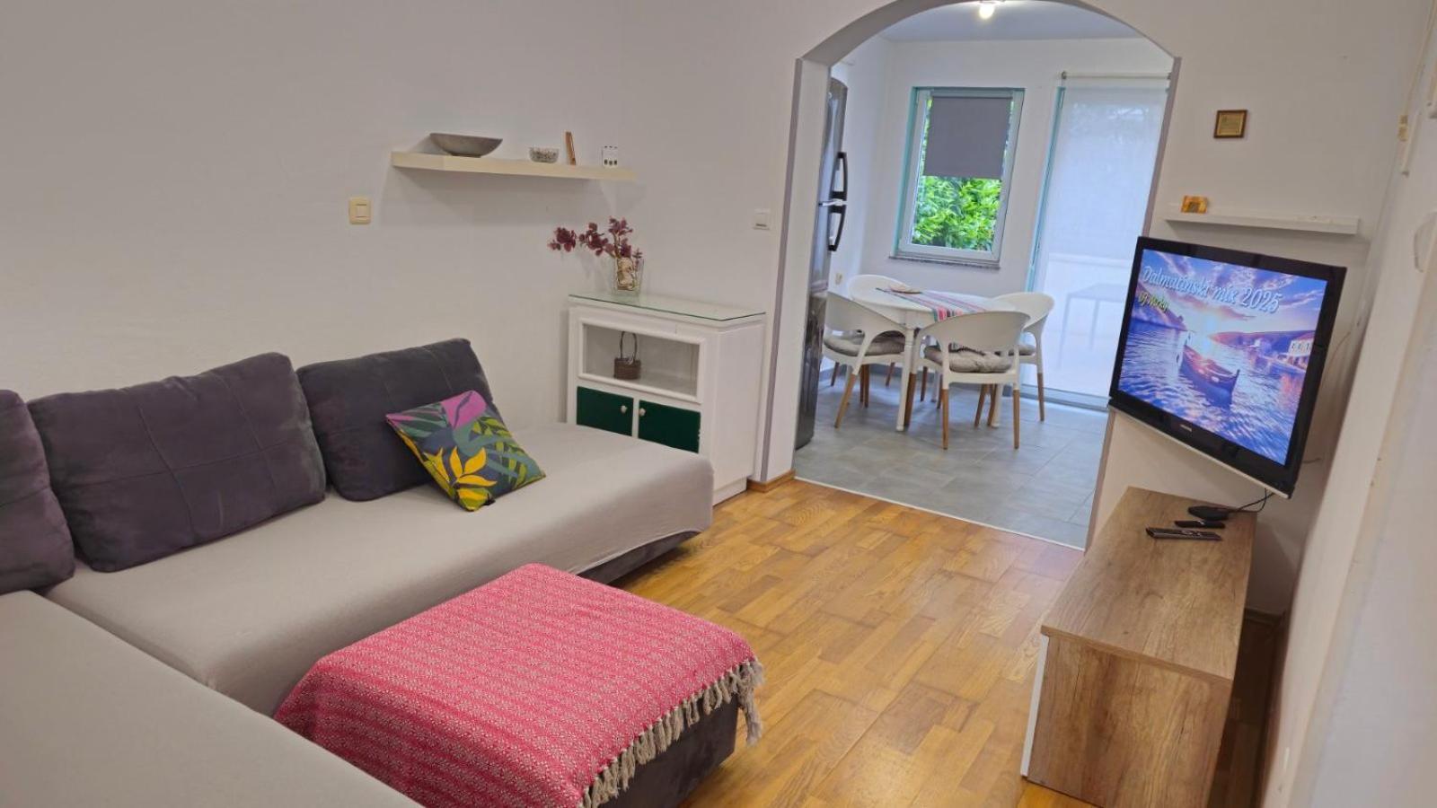 Apartment With Garden In Barbariga Ngoại thất bức ảnh
